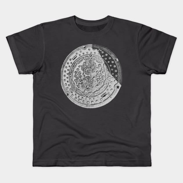 Japanese Manhole Kids T-Shirt by Suddha Design